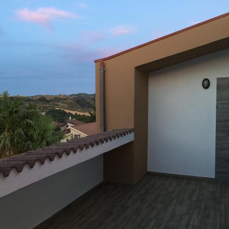 B&B Hollywood Olivadi Exterior foto